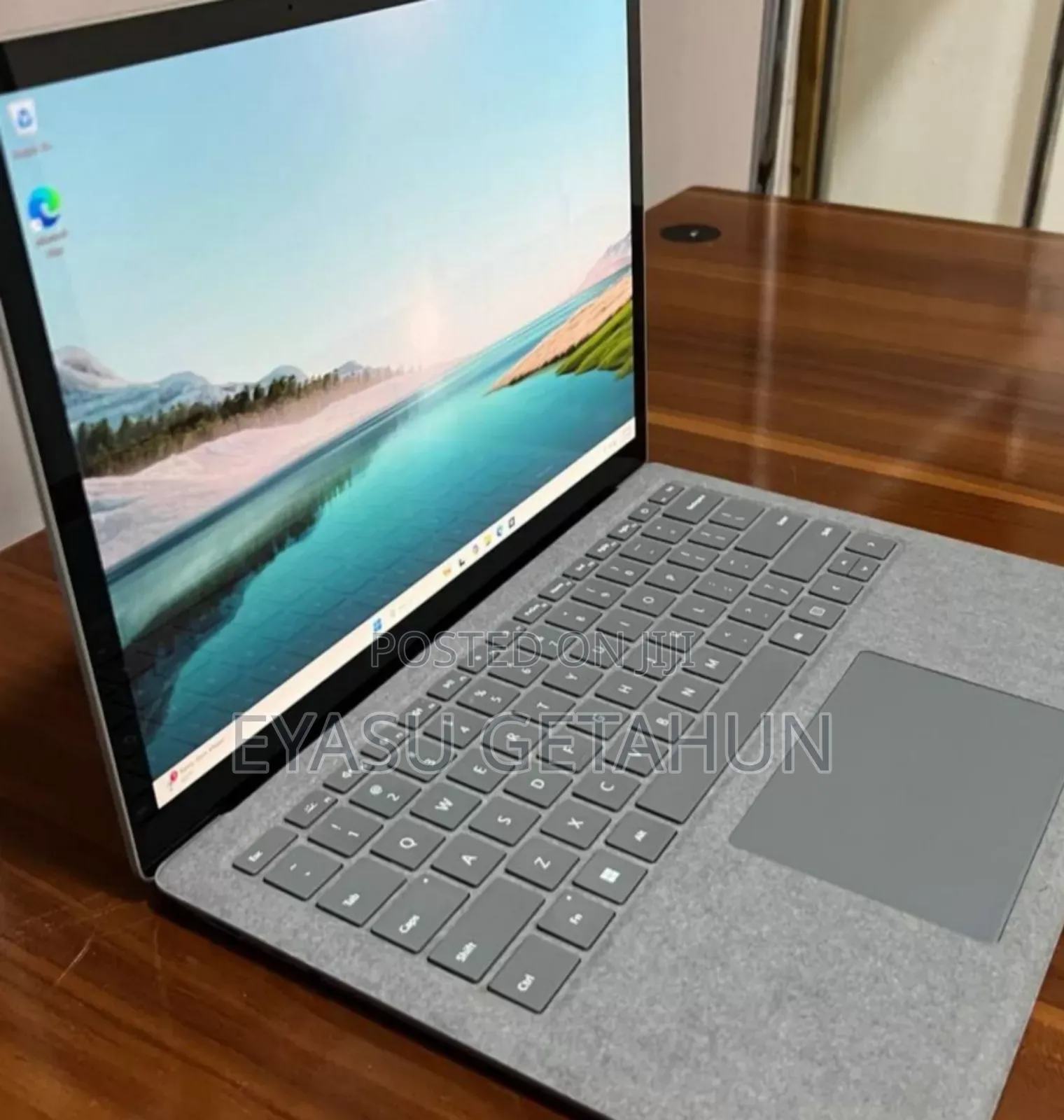 New Laptop Microsoft Surface 16GB Intel Core I7 SSD 512GB