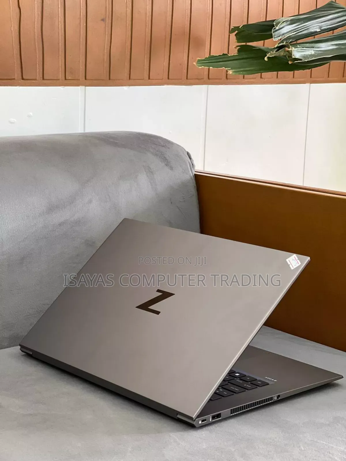 New Laptop HP ZBook 14 32GB Intel Core I7 SSD 512GB