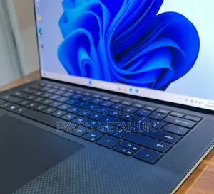 New Laptop Dell XPS 15 32GB Intel Core I7 SSD 512GB