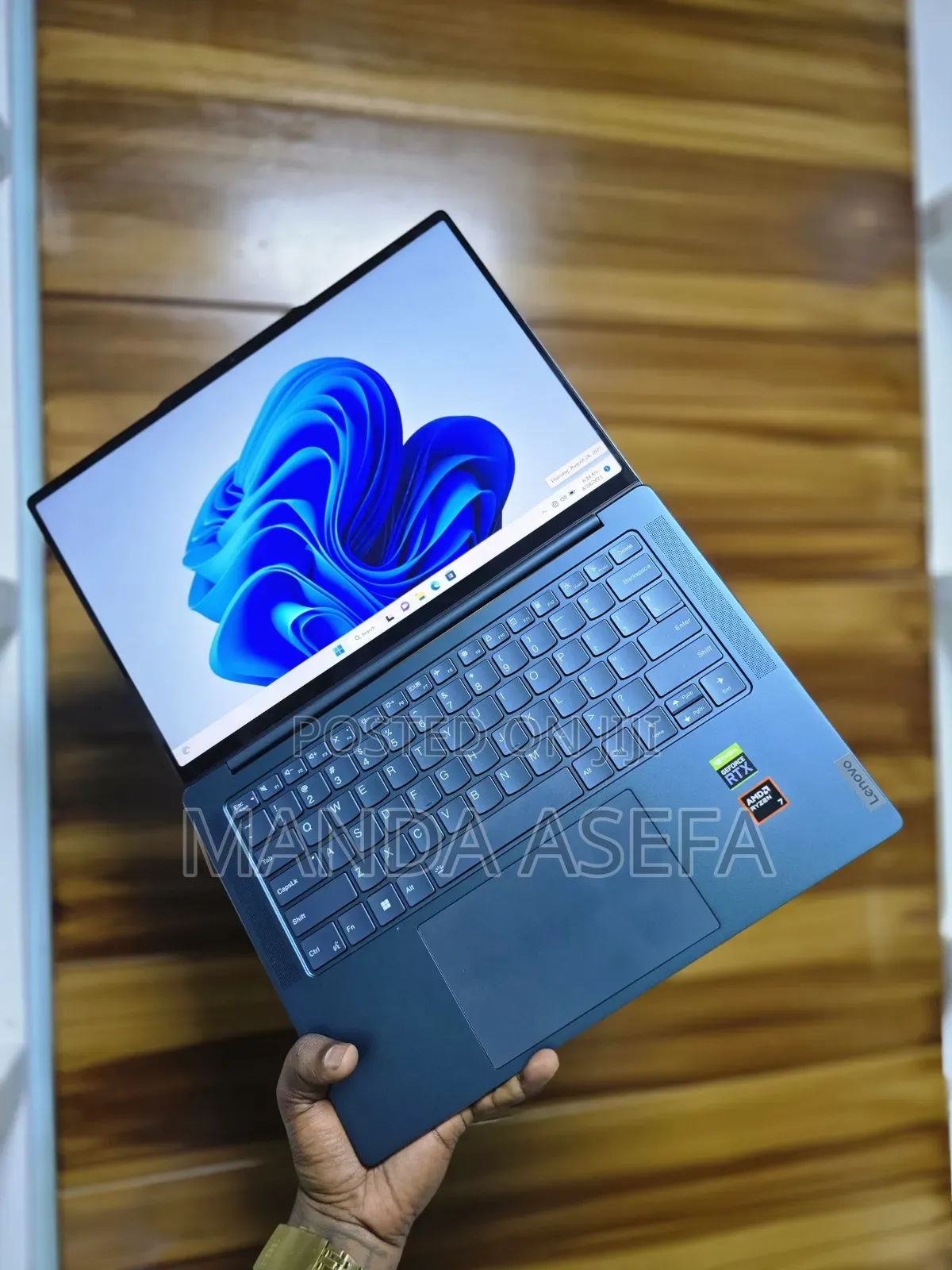 New Laptop Lenovo 16GB AMD Ryzen 7 SSD 1T