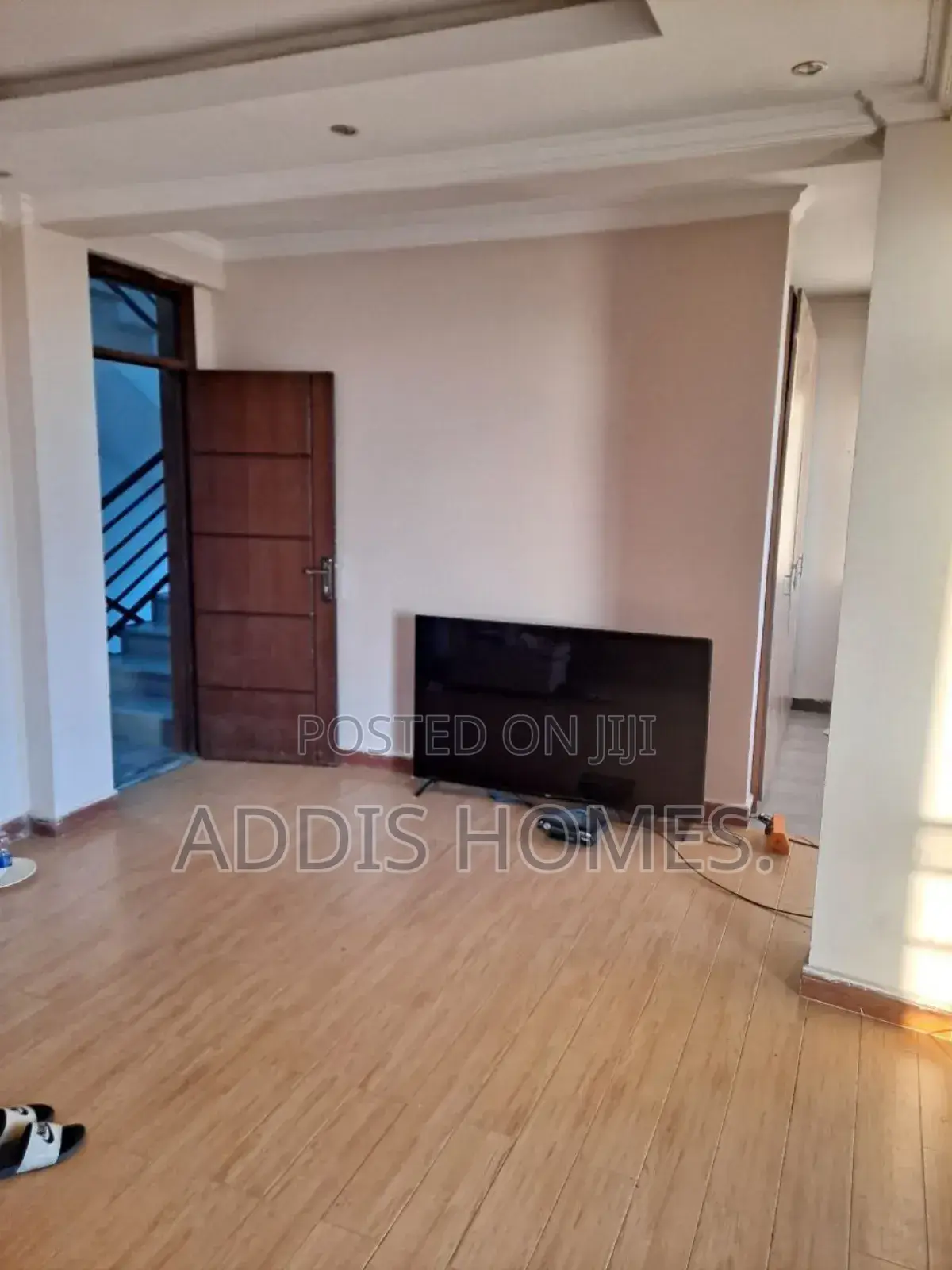 Furnished 10bdrm Villa in Bole for sale