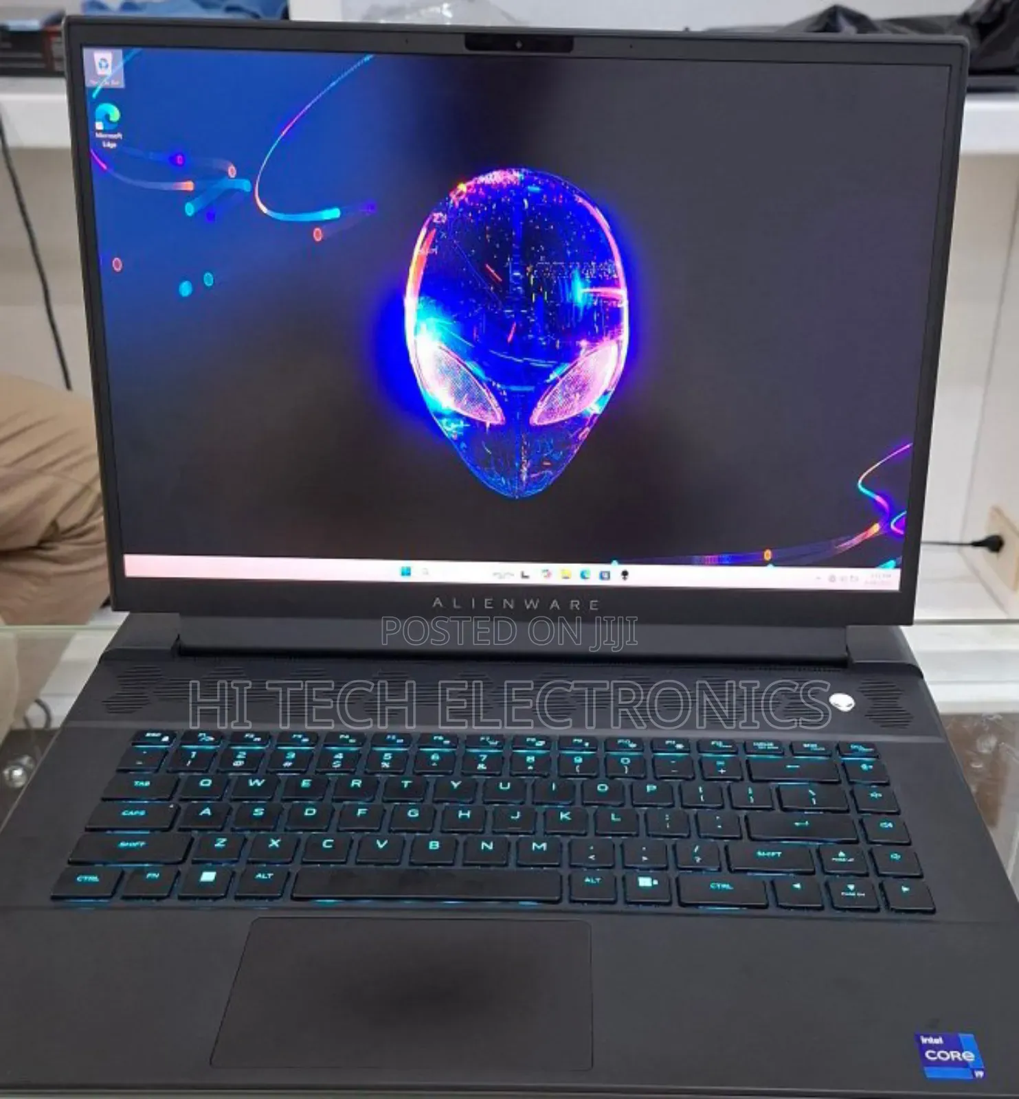 New Laptop Alienware M17x R2 16GB Intel Core I9 SSD 1T