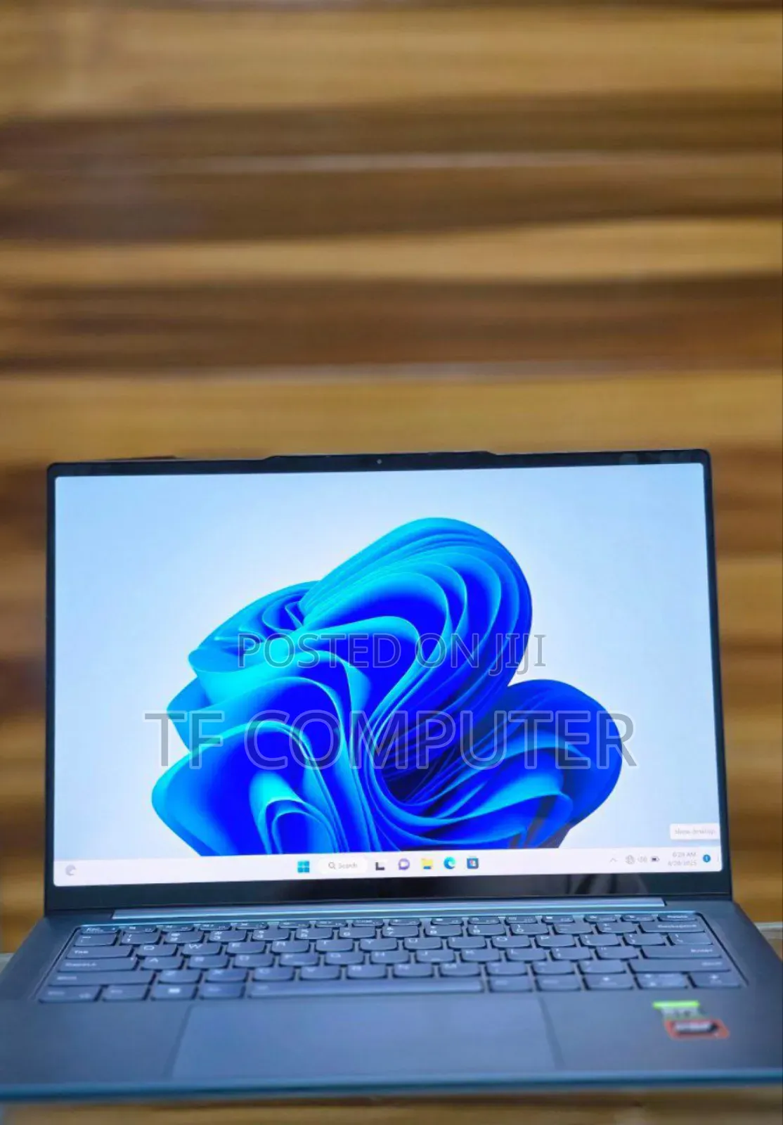 New Laptop Lenovo 16GB AMD Ryzen 7 SSD 1T