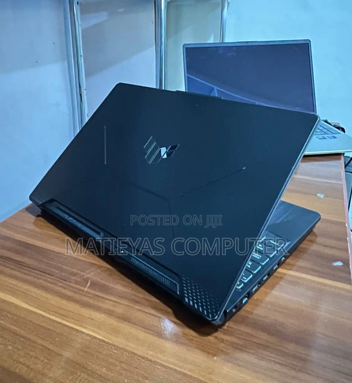 New Laptop Asus TUF Dash F15 16GB AMD Ryzen 7 SSD 512GB