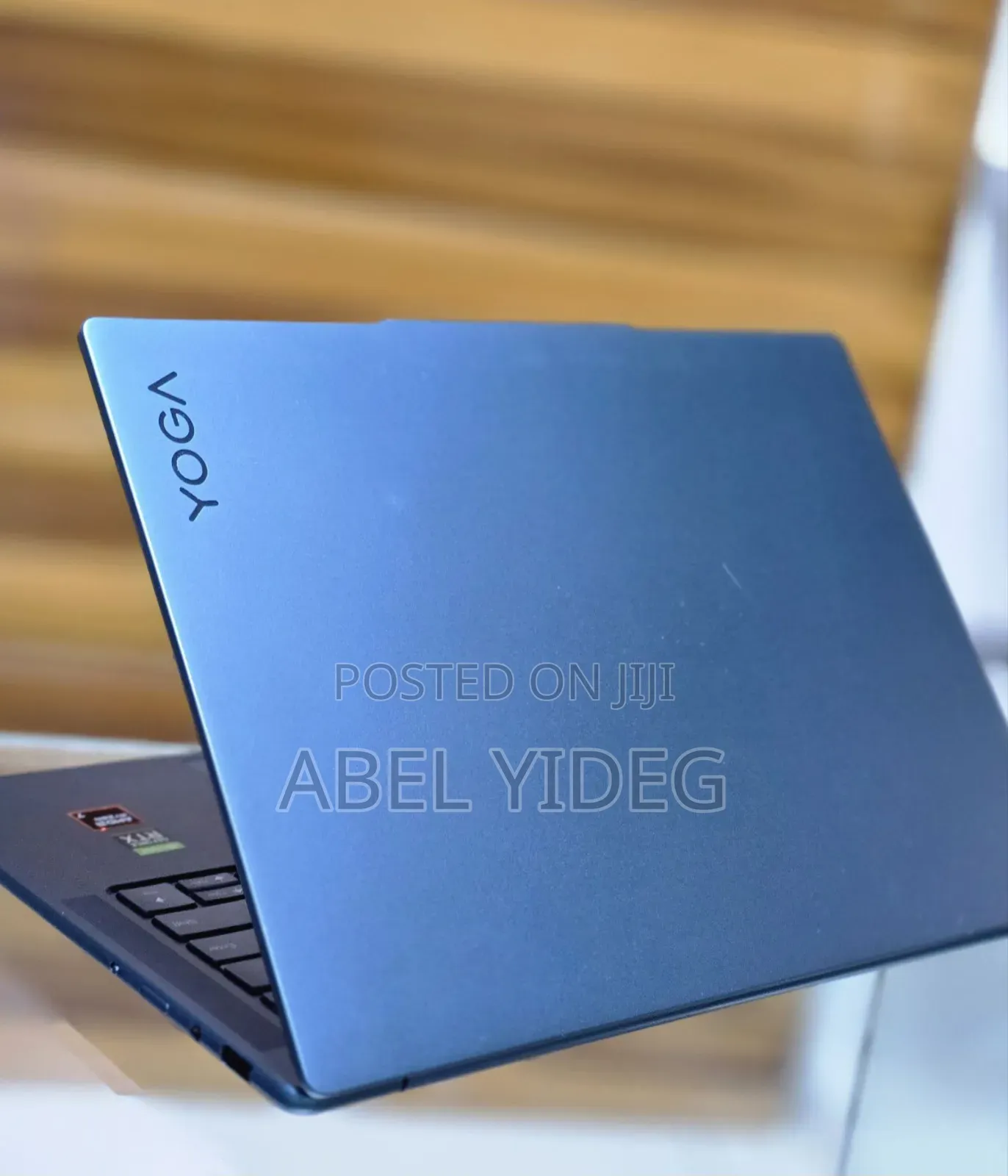New Laptop Lenovo Yoga 700 32GB AMD Ryzen 7 SSD 1T