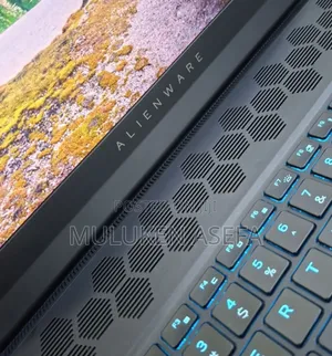 New Laptop Alienware M15 R3 16GB Intel Core I9 SSD 1T