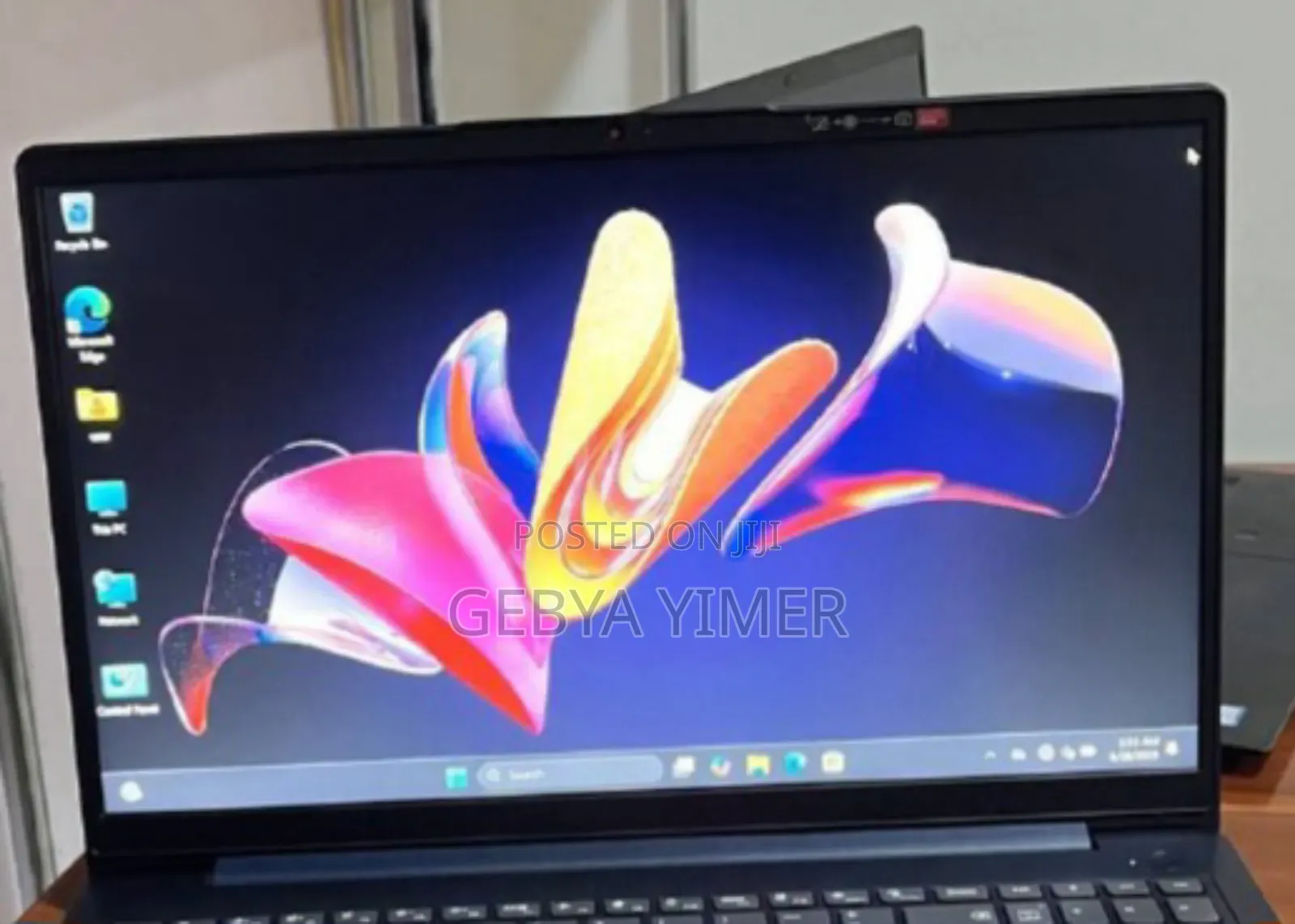 New Laptop Lenovo IdeaPad Flex 15 8GB Intel Core I3 SSD 256GB