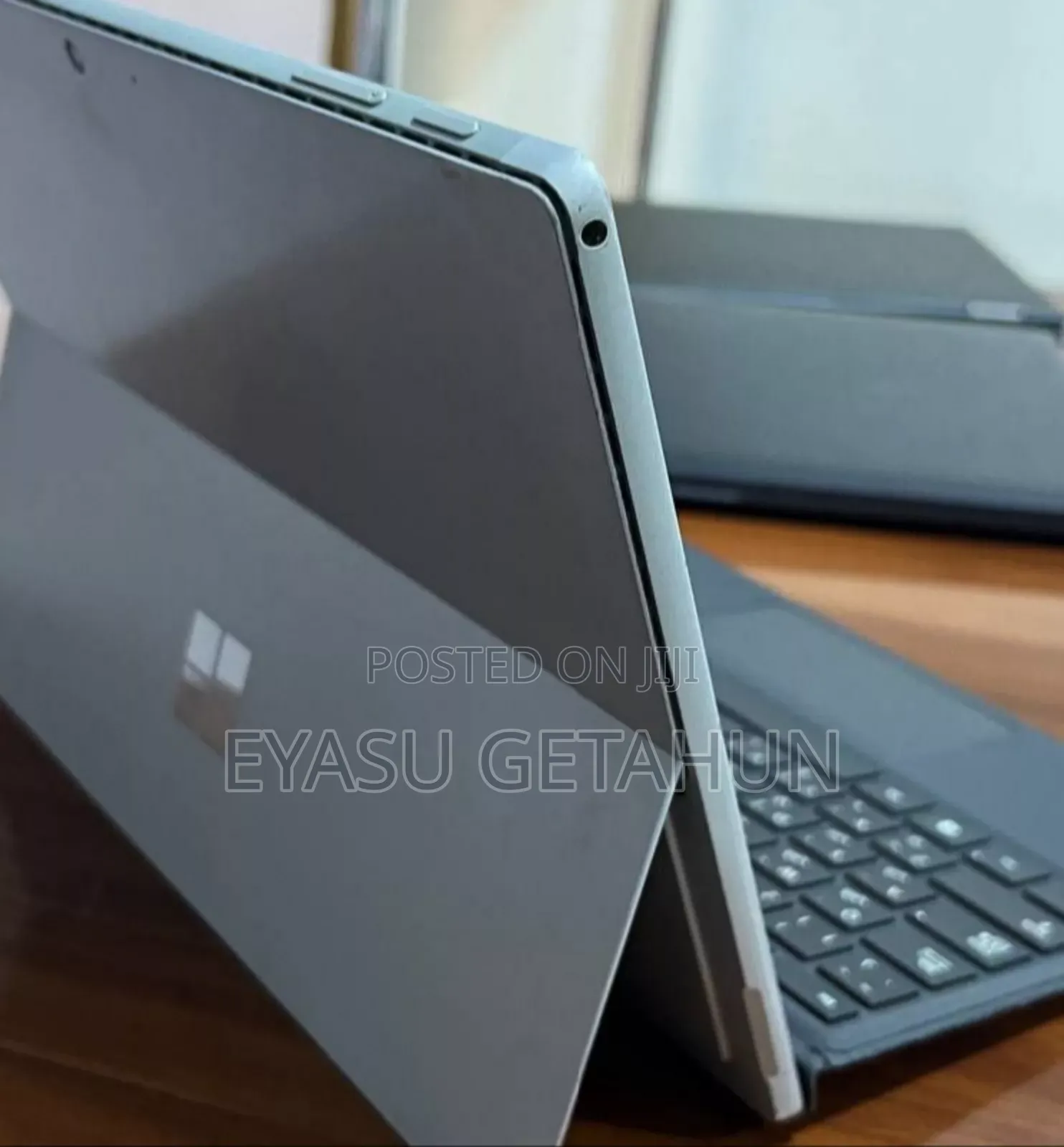 New Laptop Microsoft Surface Pro 7 8GB Intel Core I5 SSD 128GB