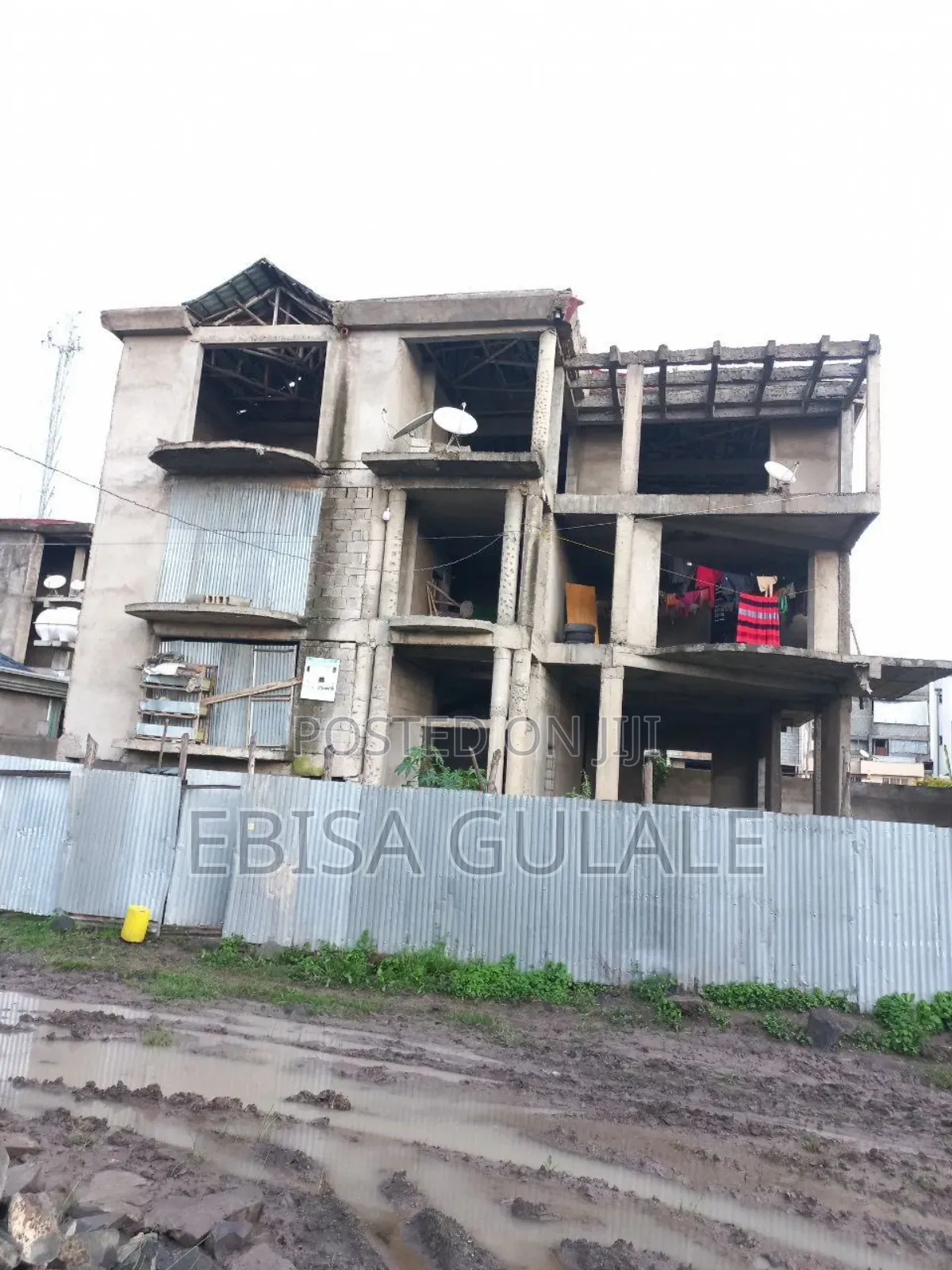 8bdrm Farm House in Oromia-Finfinne for rent