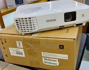 Eb-E01 Brand New Projector With Cartoon