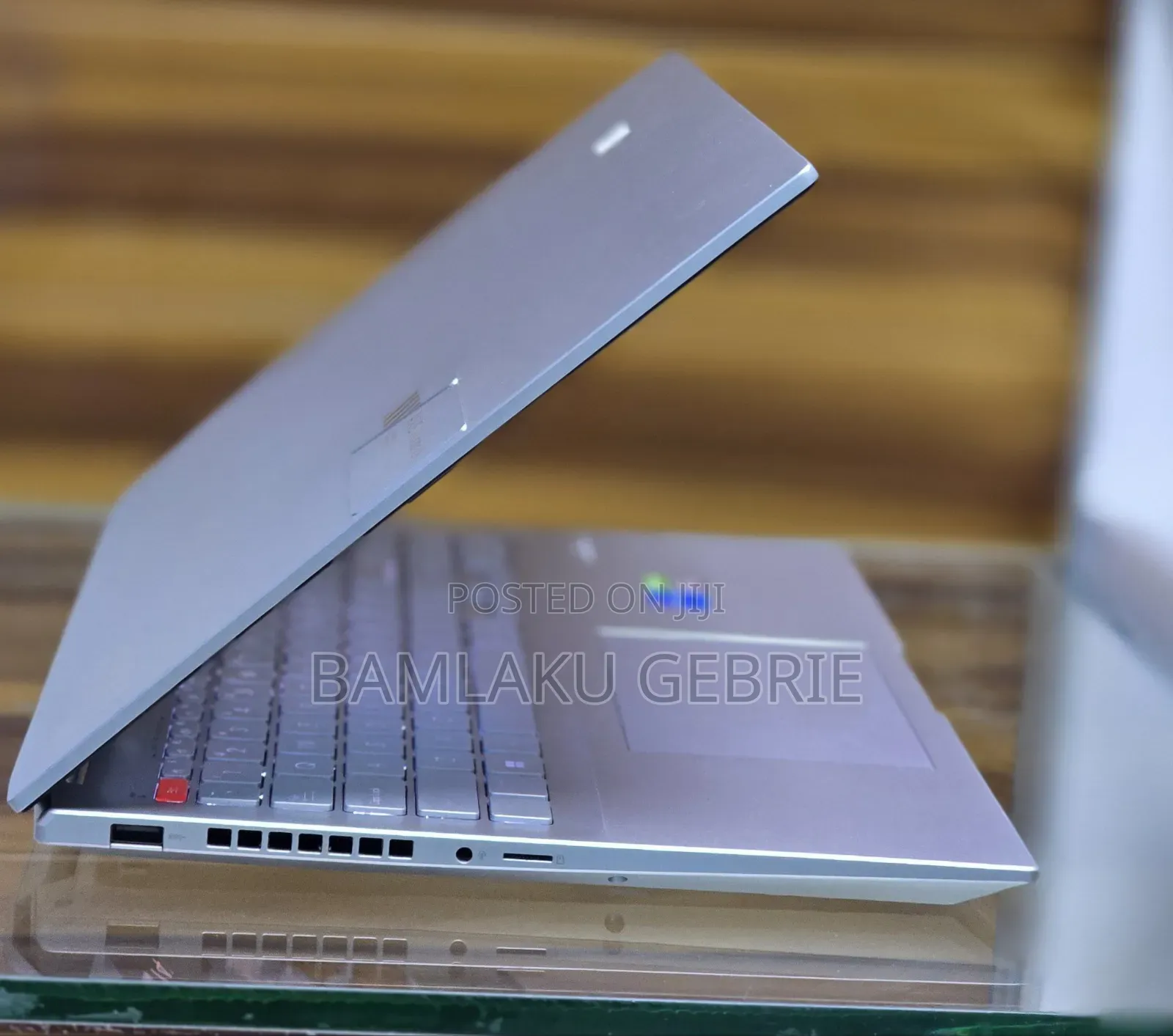 New Laptop Asus VivoBook 15 X505BA 16GB Intel Core I7 SSD 512GB