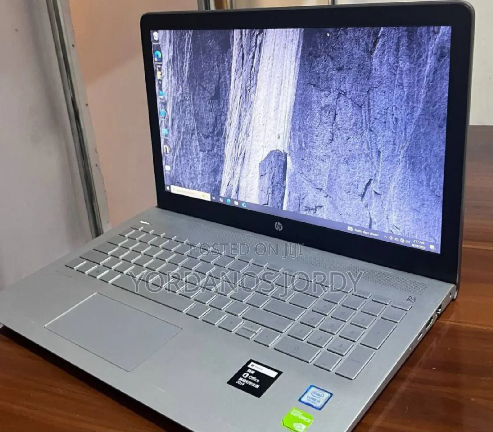 New Laptop HP Pavilion 15 8GB Intel Core I5 SSD 500GB