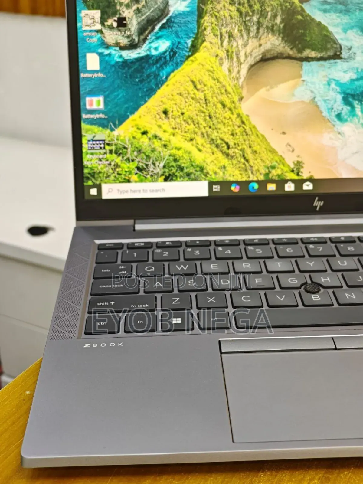 New Laptop HP ZBook Firefly G8 16GB Intel Core I7 SSD 512GB