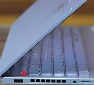 Photo - New Laptop Asus Vivobook 16 16GB Intel Core I7 SSD 512GB