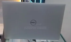 New Laptop Dell 16GB Intel Core I5 SSD 512GB