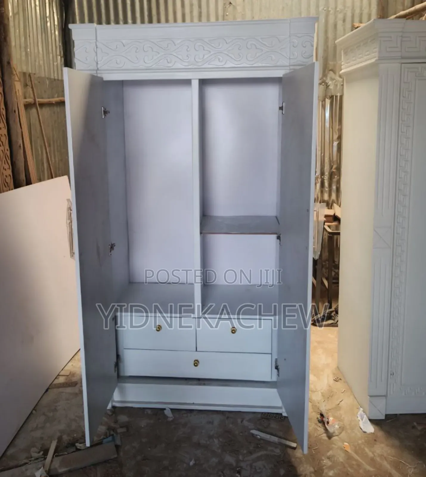 Discount Luxury Closet