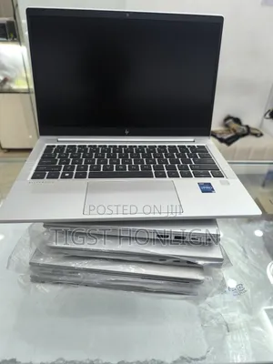 New Laptop HP EliteBook 830 G8 16GB Intel Core I7 SSD 512GB