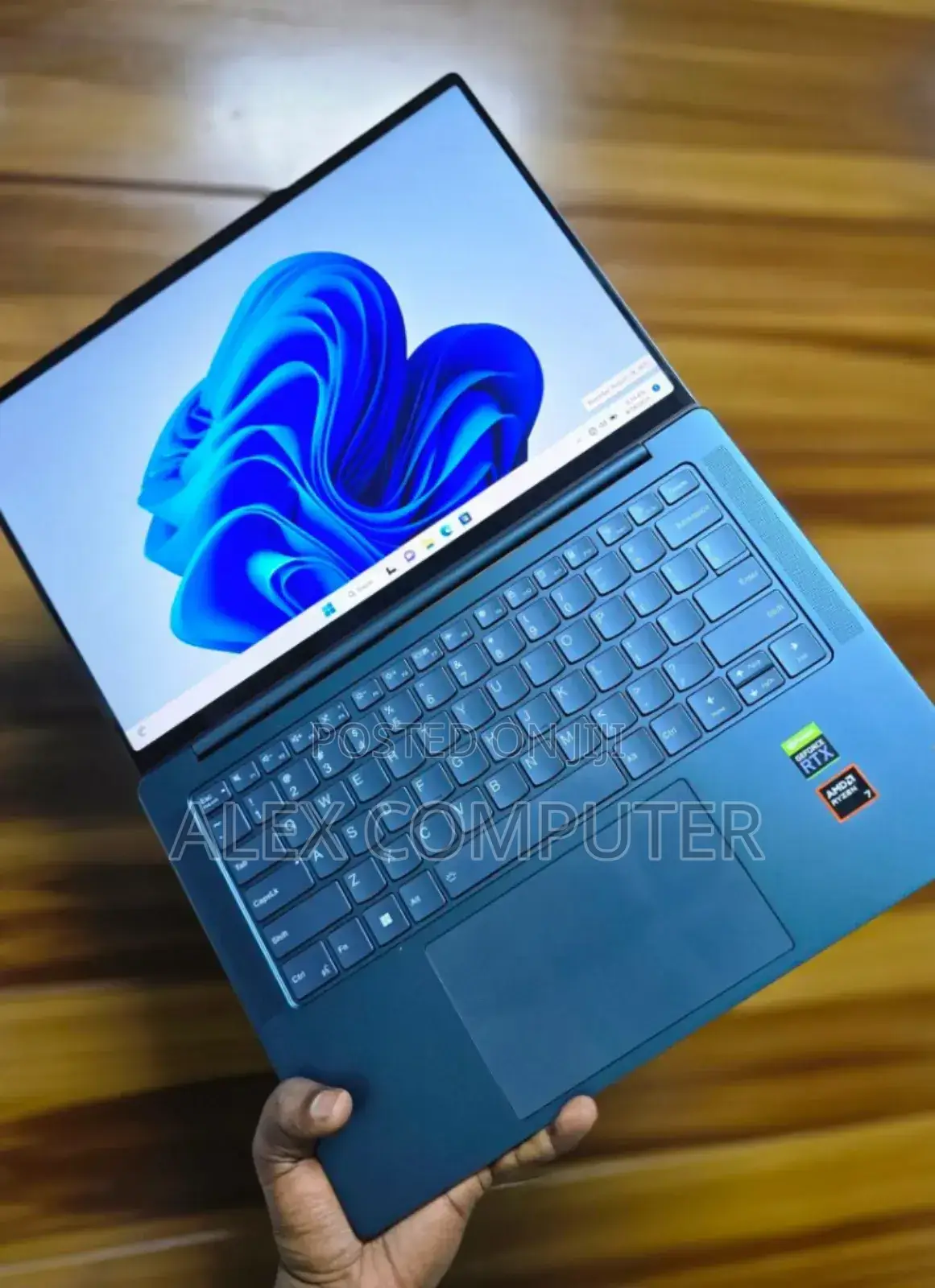 New Laptop Lenovo 32GB AMD Ryzen 7 SSD 1T