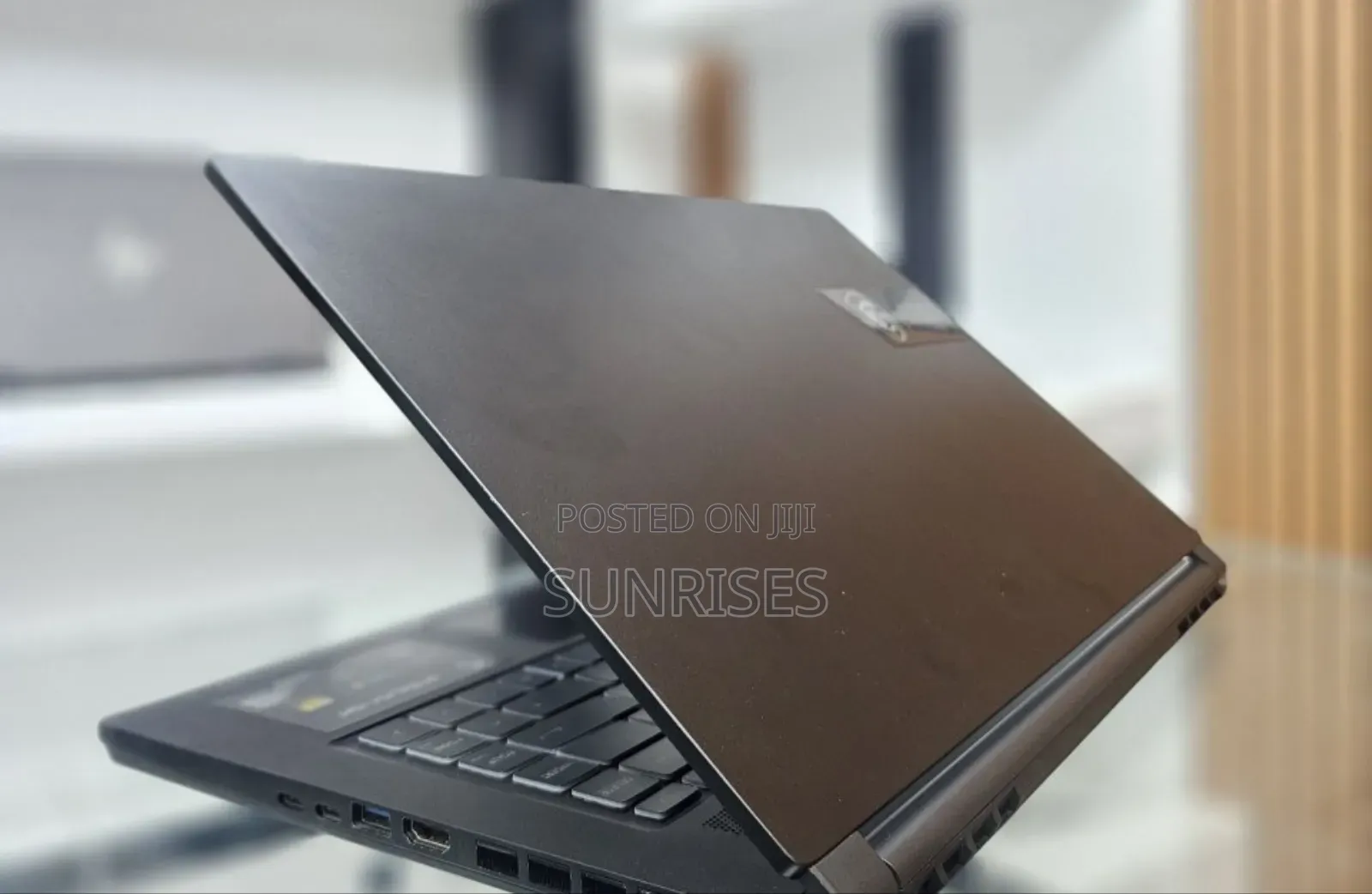 New Laptop MSI Stealth 16 Studio A13VG 16GB Intel Core I7 SSD 1T