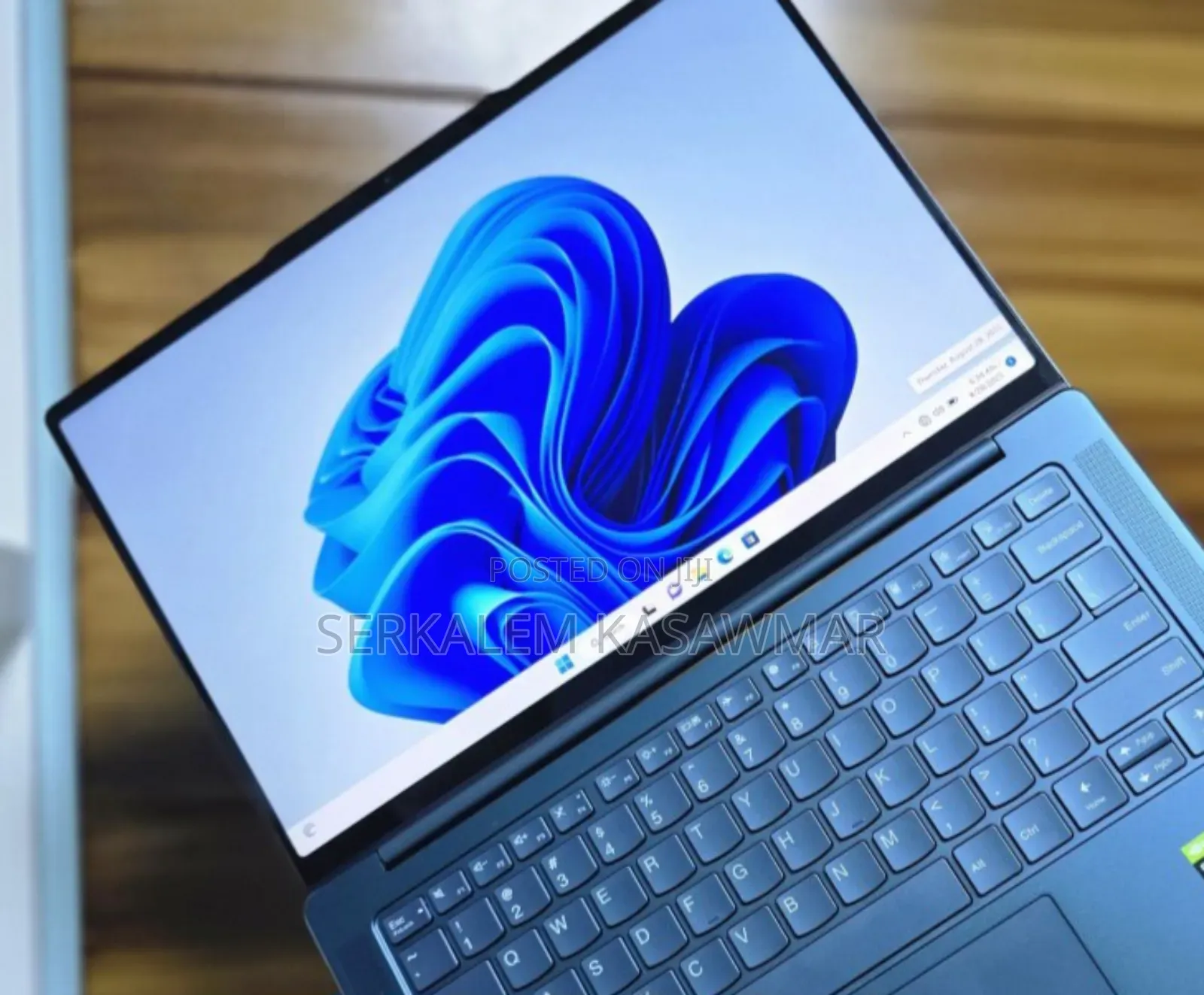 New Laptop Lenovo Yoga 2 32GB AMD Ryzen 7 SSD 1T