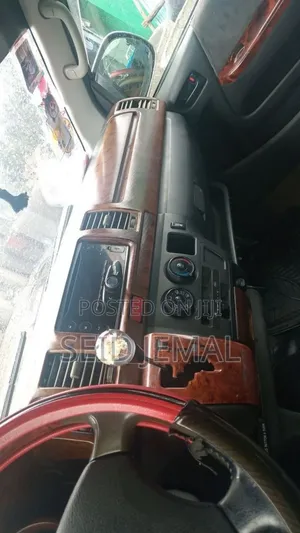 Toyota HiAce 2007 Silver