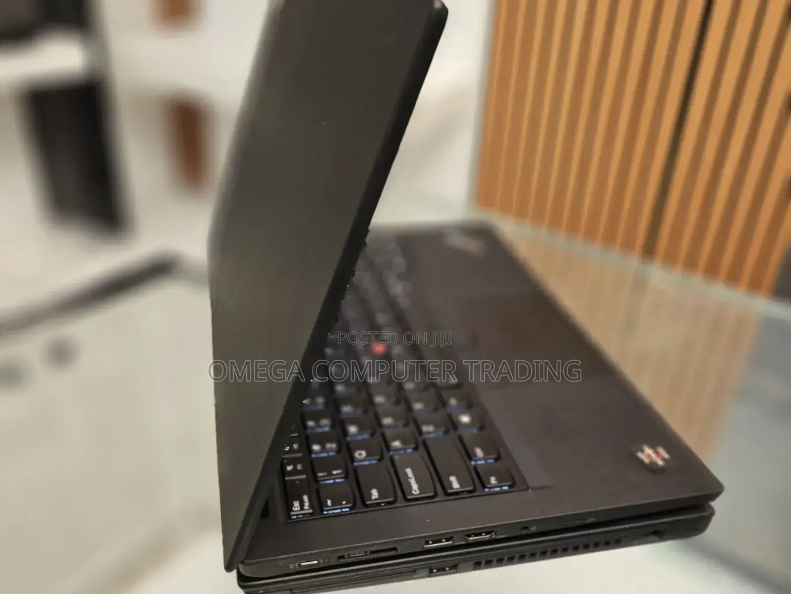 New Laptop Lenovo ThinkPad t495s 16GB AMD Ryzen 5 SSD 512GB