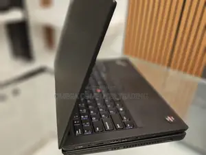 New Laptop Lenovo ThinkPad t495s 16GB AMD Ryzen 5 SSD 512GB