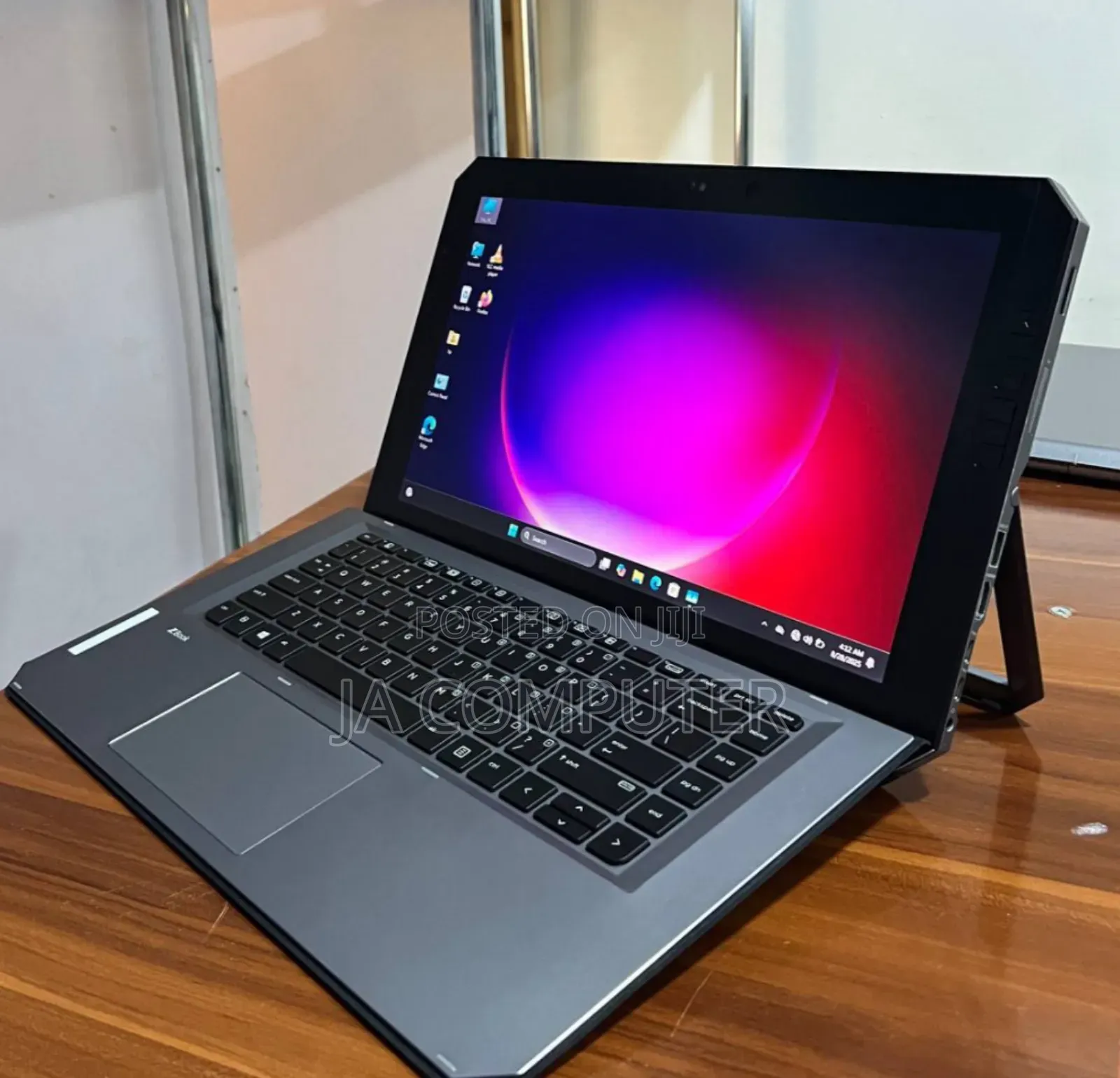 New Laptop HP ZBook Studio G5 32GB Intel Core I5 SSD 512GB