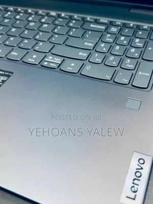 New Laptop Lenovo Yoga 7i 16GB Intel Core I7 SSD 512GB