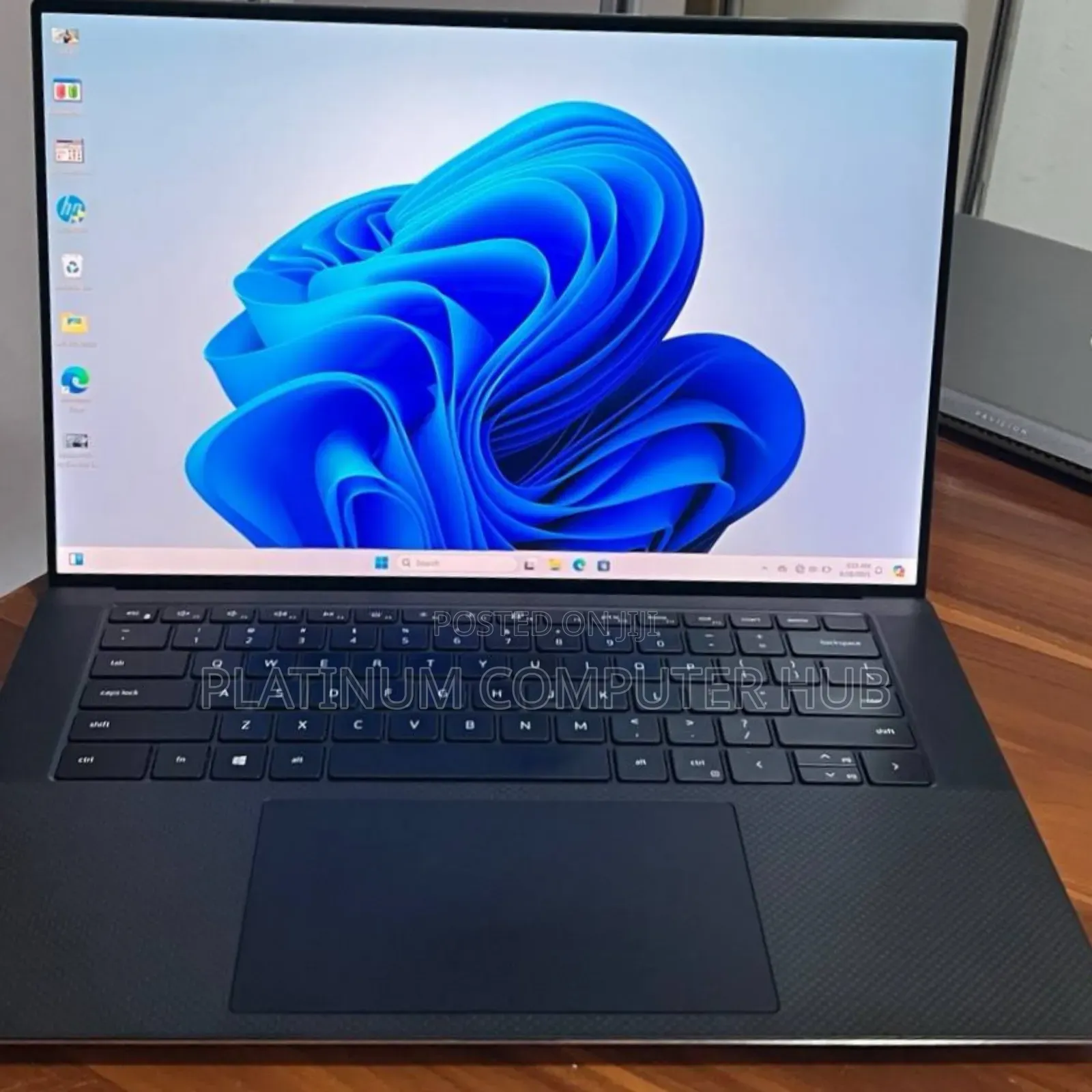 New Laptop Dell XPS 15 32GB Intel Core I7 SSD 512GB