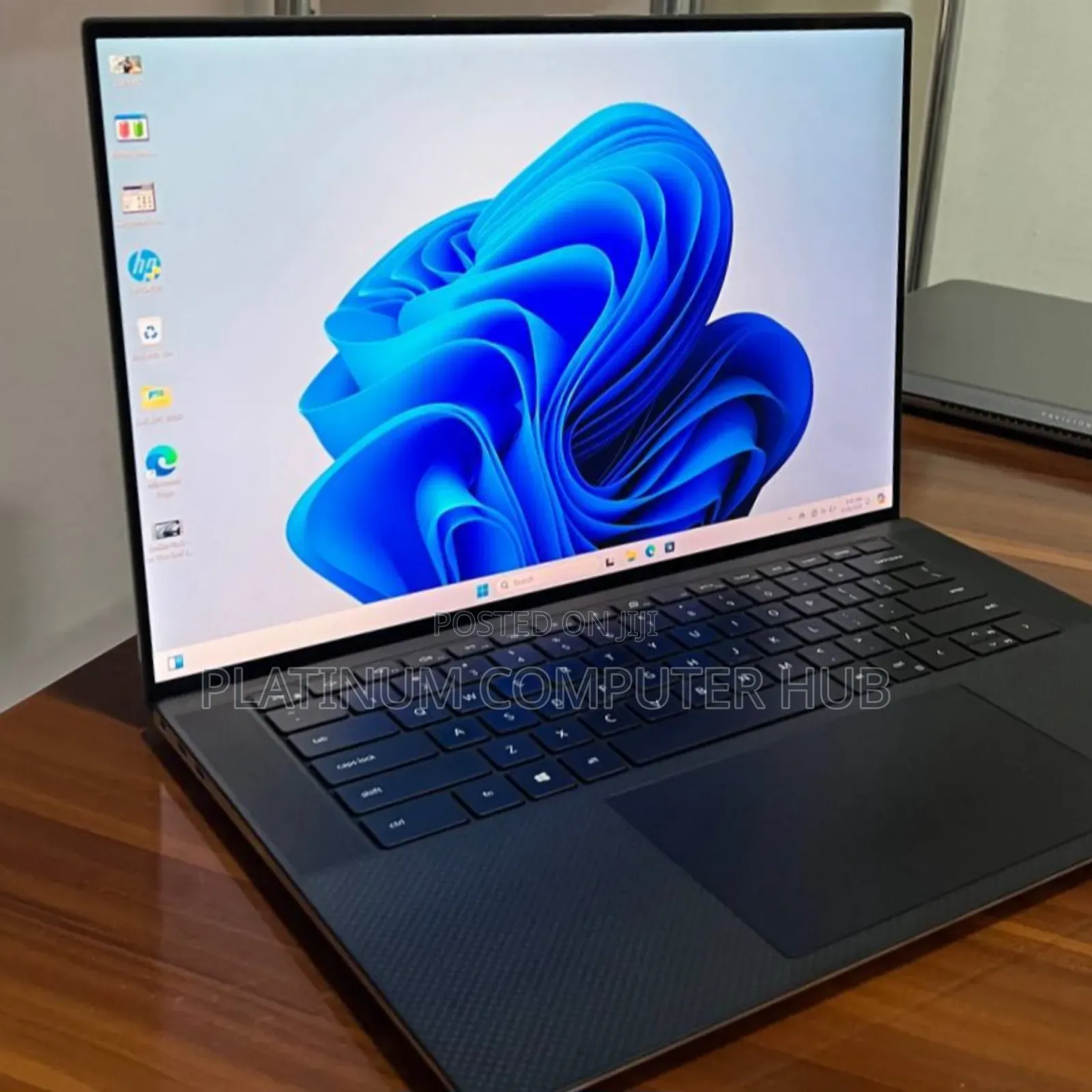 New Laptop Dell XPS 15 32GB Intel Core I7 SSD 512GB