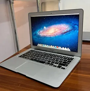 New Laptop Apple MacBook Air 2015 8GB Intel Core I5 SSD 256GB