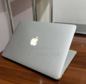 New Laptop Apple MacBook Air 2015 8GB Intel Core I5 SSD 256GB