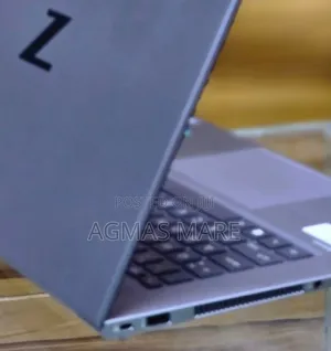 Photo - New Laptop HP ZBook 14 16GB Intel Core I7 SSD 1T