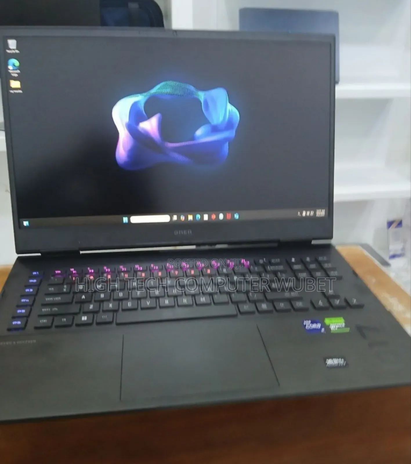 New Laptop HP Omen 17 16GB Intel Core I9 SSD 2T