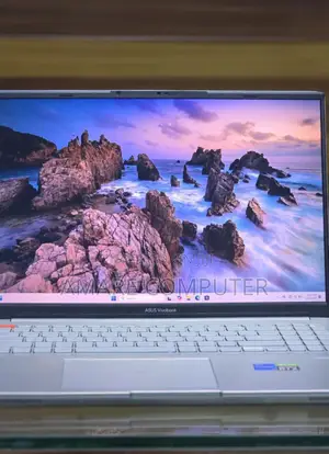 New Laptop Asus Vivobook 16 16GB Intel Core I7 SSD 512GB