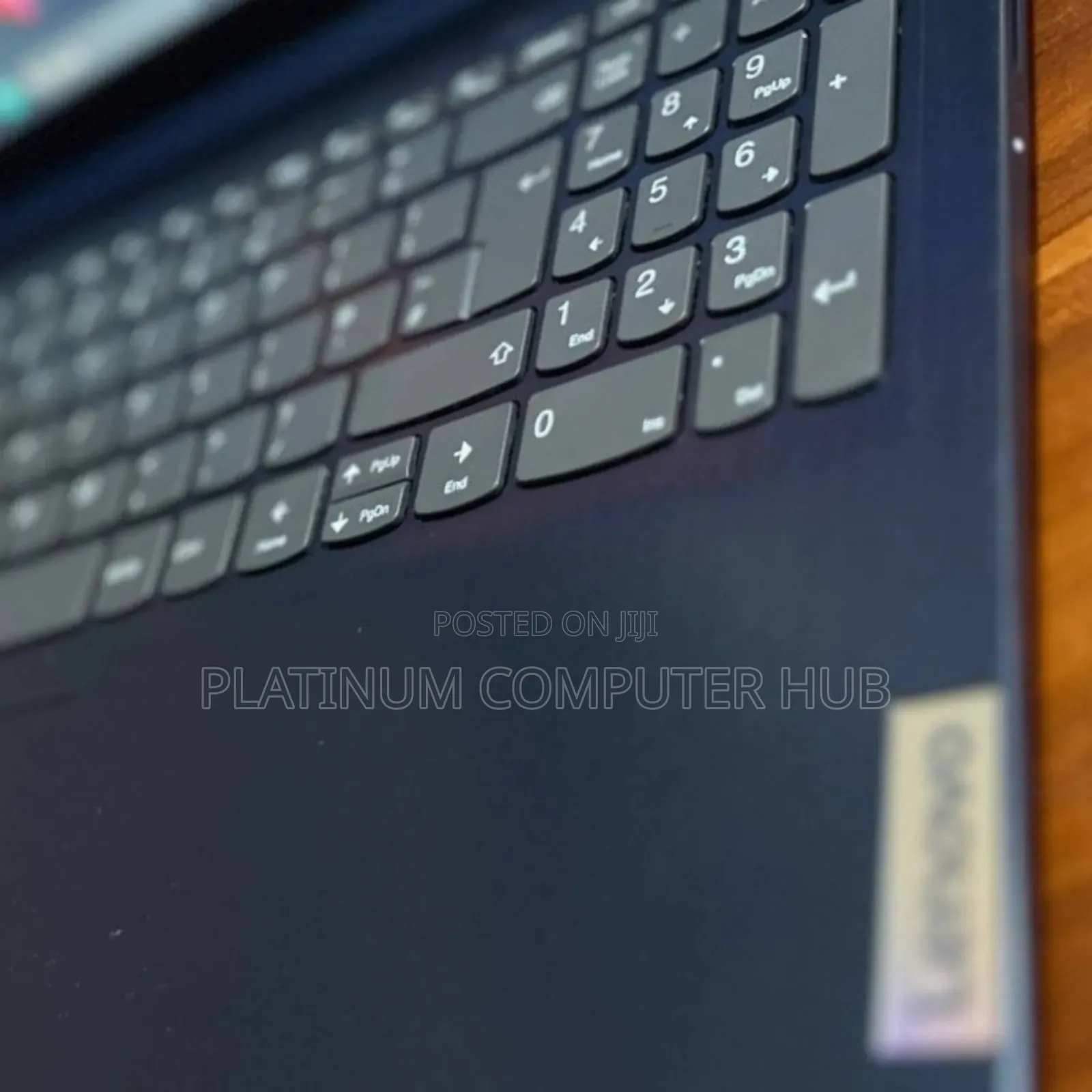 New Laptop Lenovo IdeaPad 300 8GB Intel Core I3 SSD 256GB