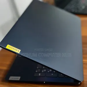 New Laptop Lenovo IdeaPad 300 8GB Intel Core I3 SSD 256GB