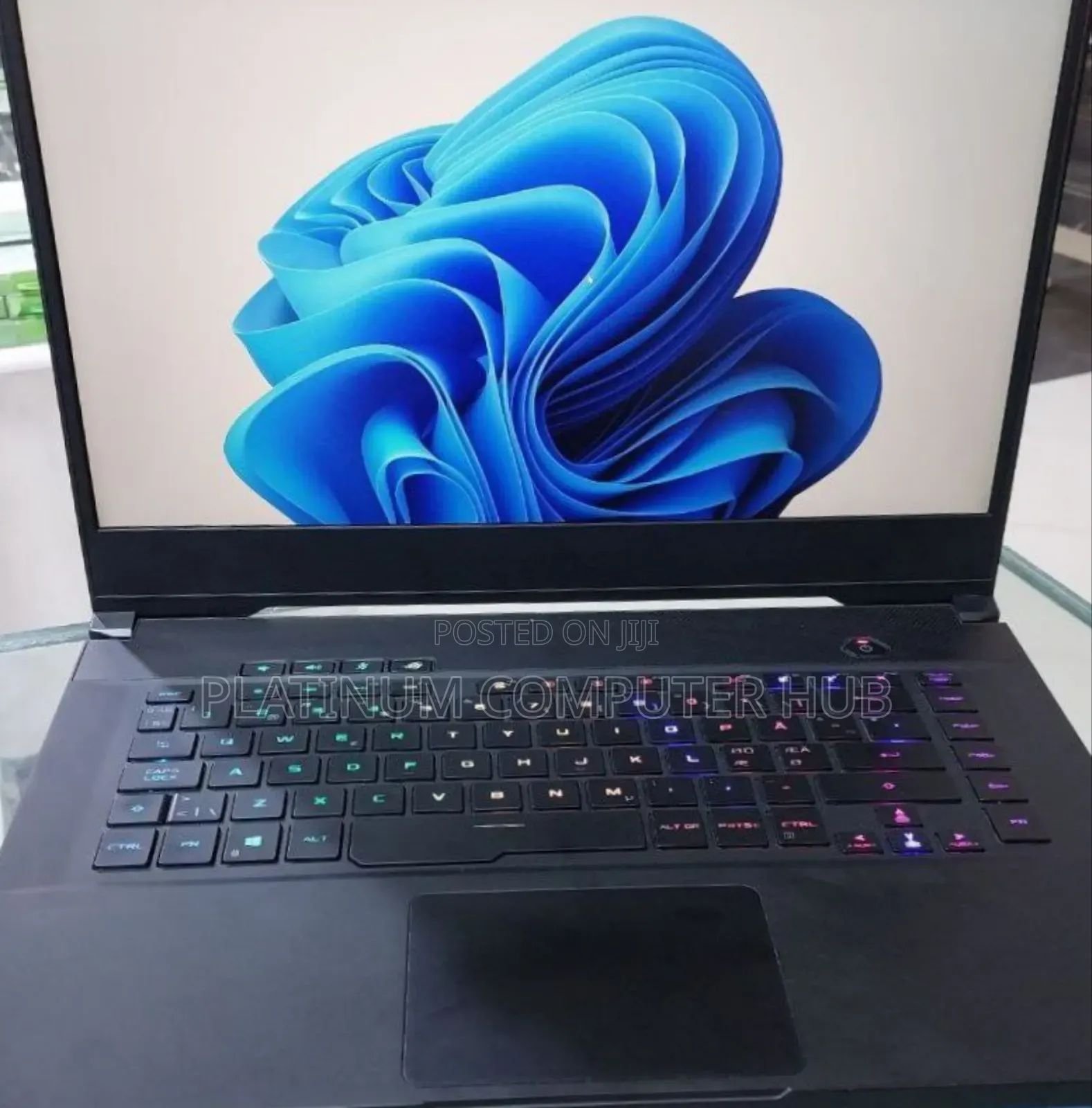 New Laptop Asus ROG Zephyrus S GX701 32GB Intel Core I7 SSD 1T