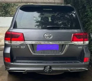Toyota Land Cruiser 2015 Gray