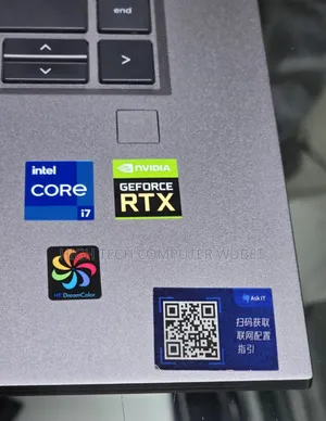 New Laptop HP ZBook Fury 17 G7 32GB Intel Core I7 SSD 1T