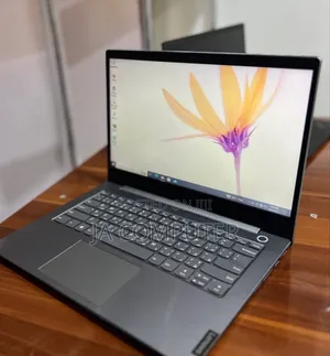 New Laptop Lenovo ThinkBook 15 8GB Intel Core I5 SSD 256GB