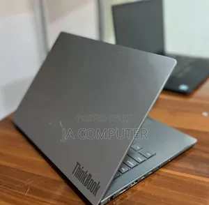 New Laptop Lenovo ThinkBook 15 8GB Intel Core I5 SSD 256GB