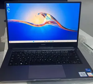 New Laptop Huawei MateBook 13 WRT-W29E 8GB Intel Core I5 SSD 512GB