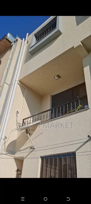 3bdrm House in Bole for sale