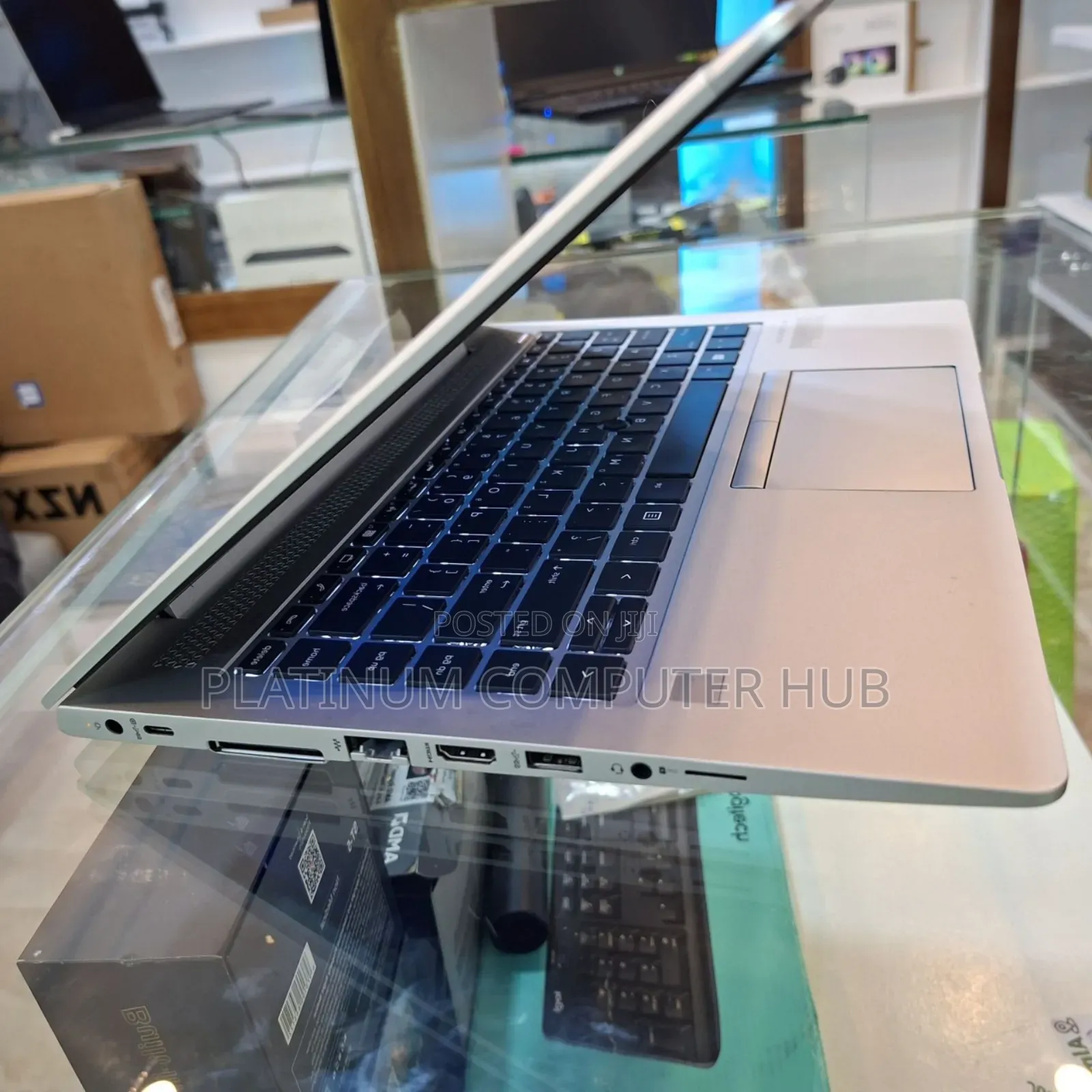 New Laptop HP EliteBook 840 G5 16GB AMD Ryzen 5 SSD 512GB