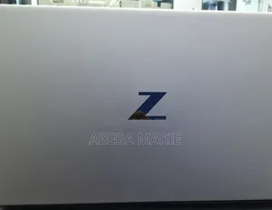 New Laptop HP ZBook Firefly 15 G7 16GB Intel Core I7 SSD 1T