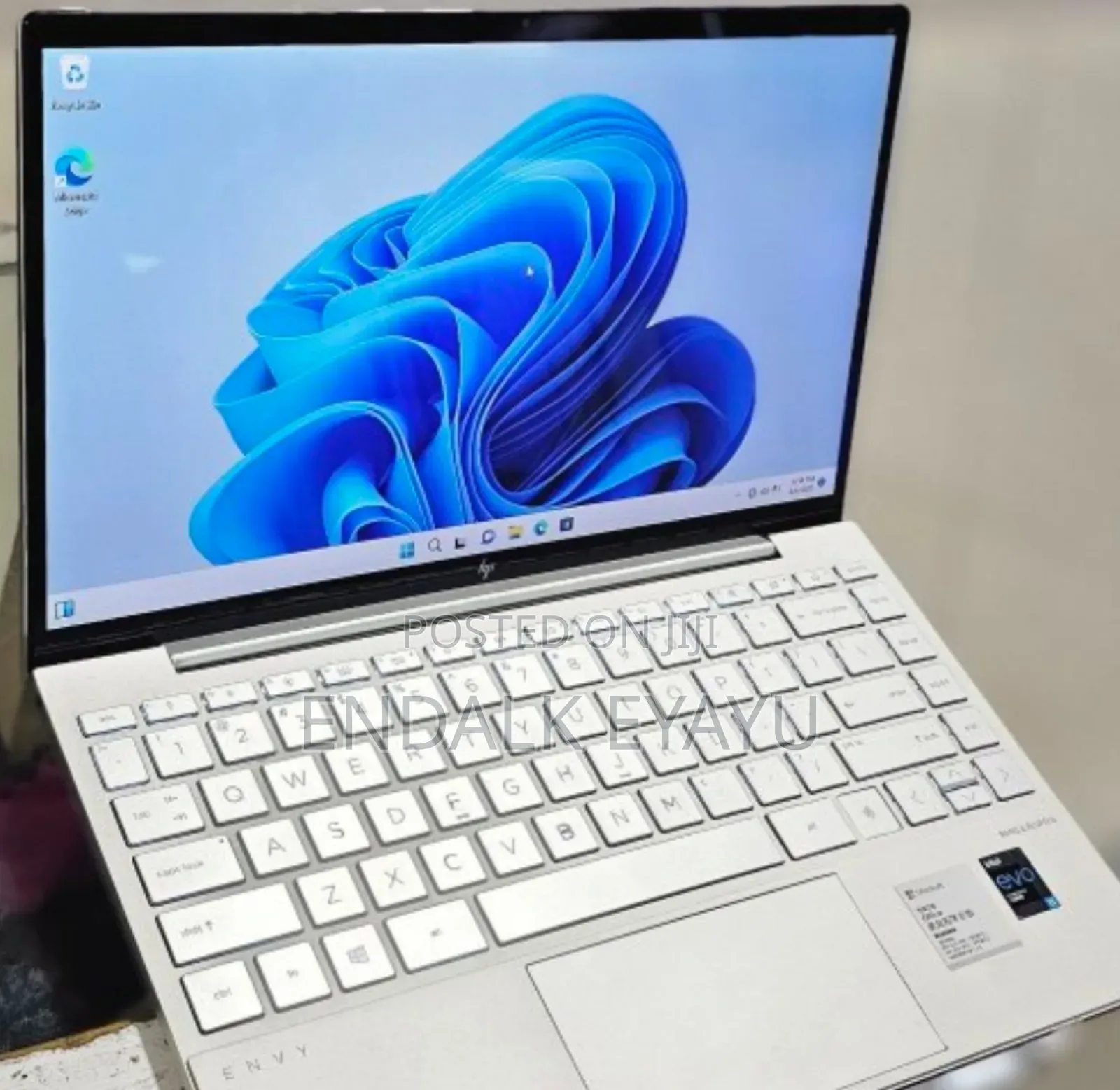 New Laptop HP Envy 13 16GB Intel Core I5 SSD 512GB