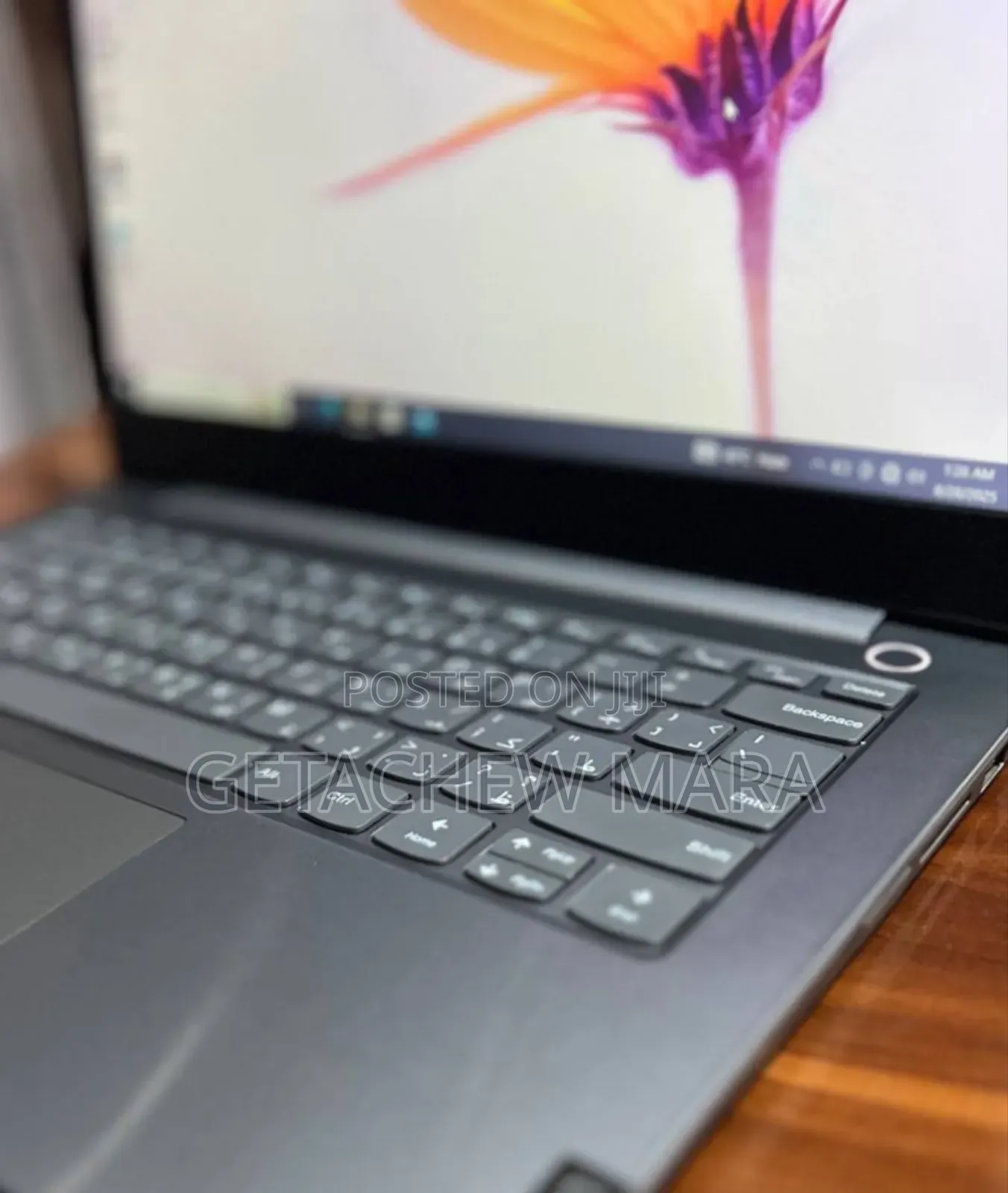 New Laptop Lenovo ThinkPad Yoga 370 8GB Intel Core I5 SSD 256GB