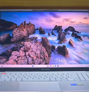 New Laptop Asus VivoBook 15 X505BA 16GB Intel Core I7 SSD 512GB